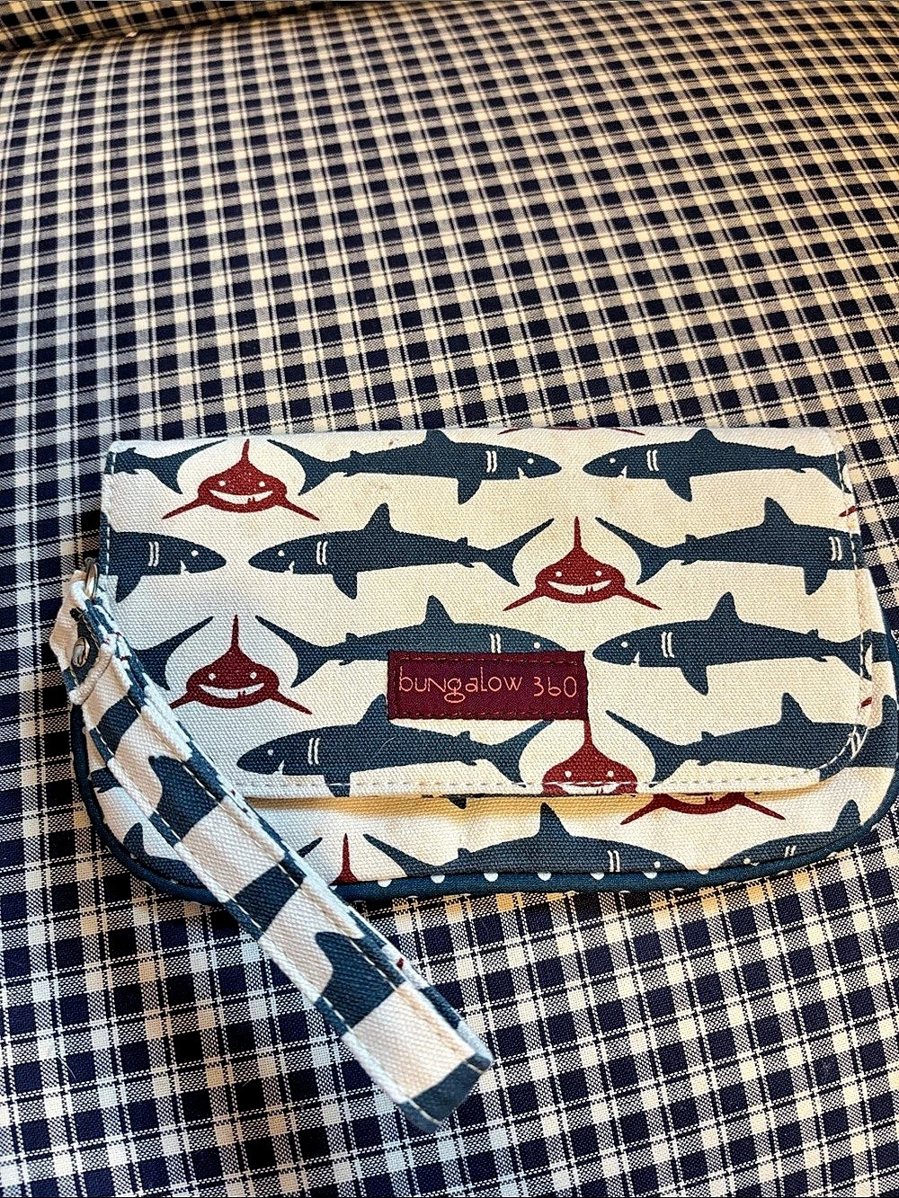 Cun&Go Shark Print Wristlet in Blue & White Like New